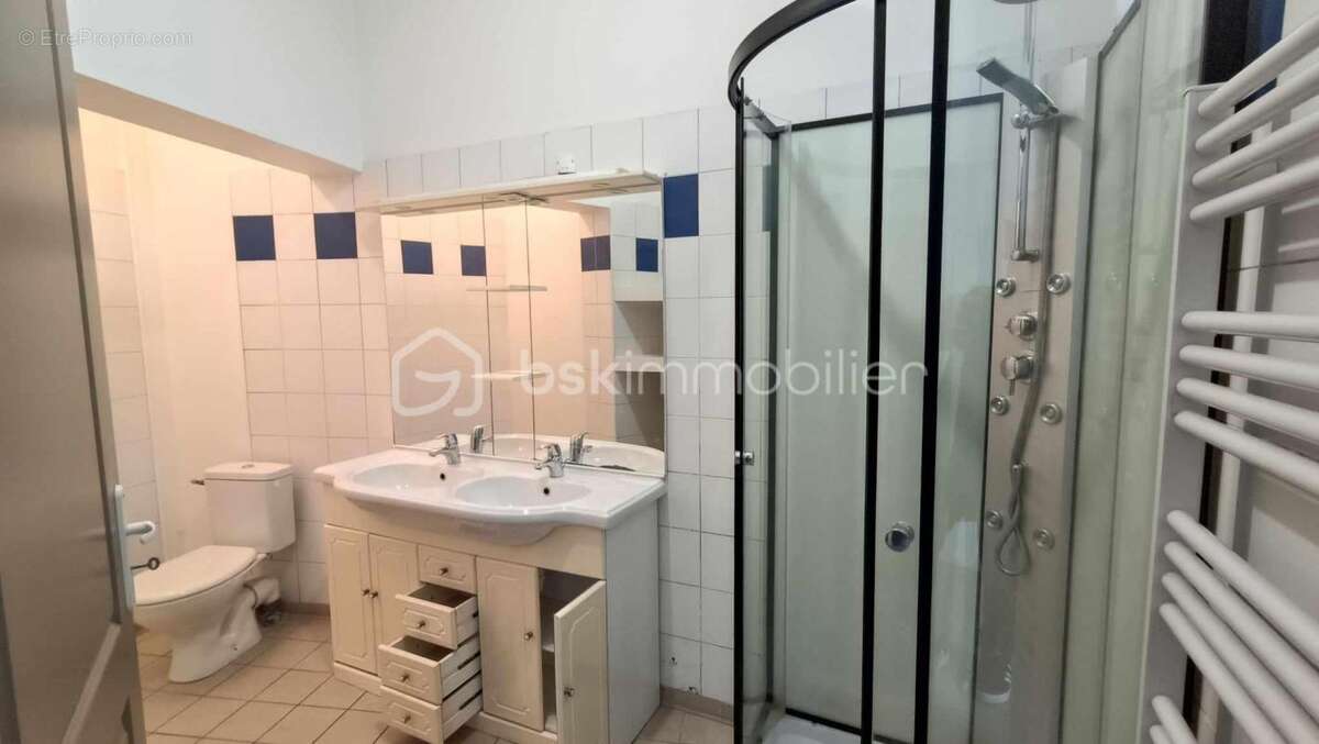 Appartement à VIRAZEIL