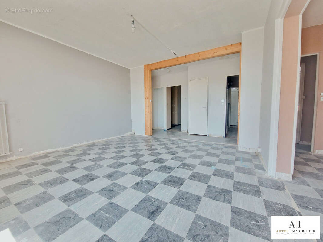 Appartement 76 m² à Montelimar  - photo 9