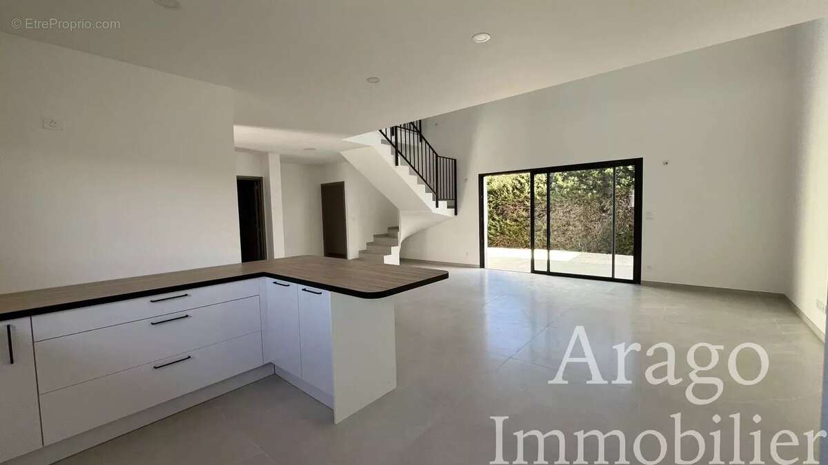 Maison à ESPIRA-DE-L'AGLY