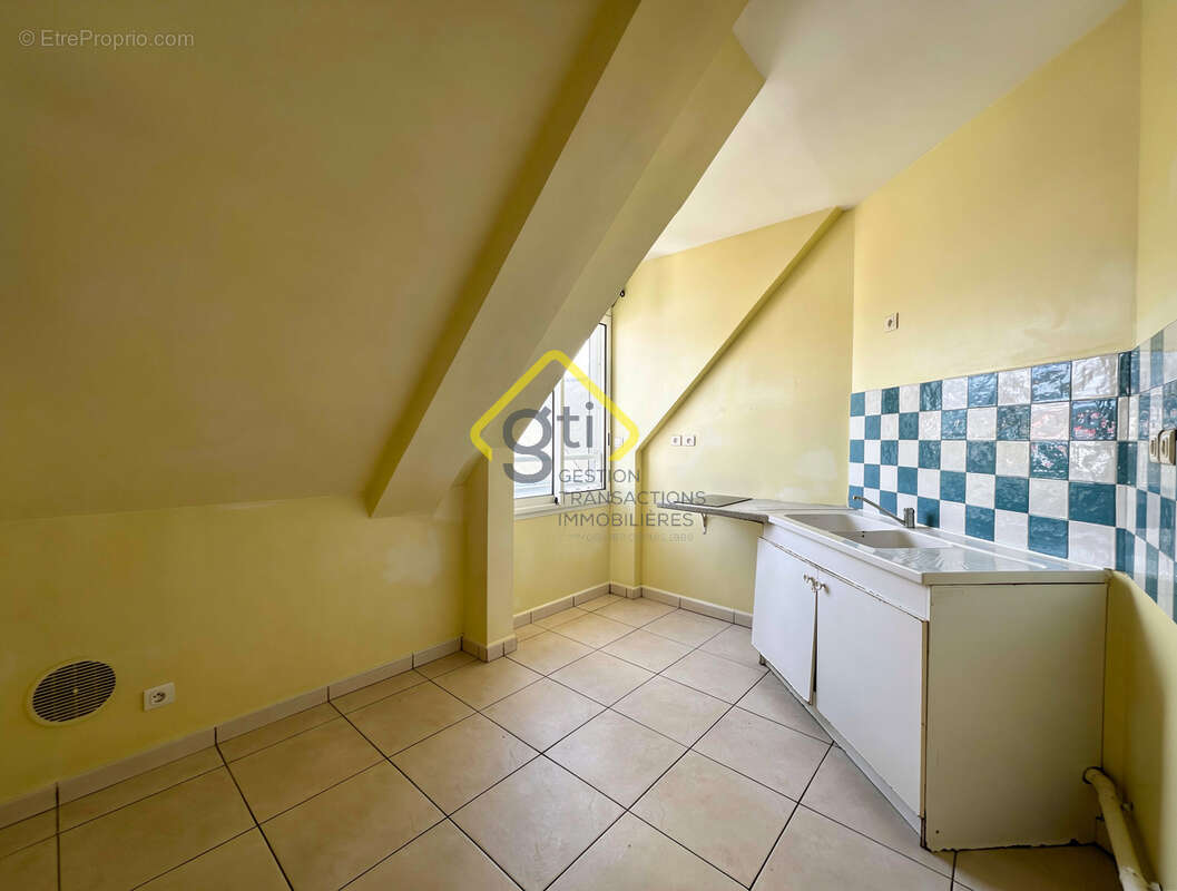 A vendre appartement F2 à Saint-André, terrasse, parking, idéal investisseur - photo 5