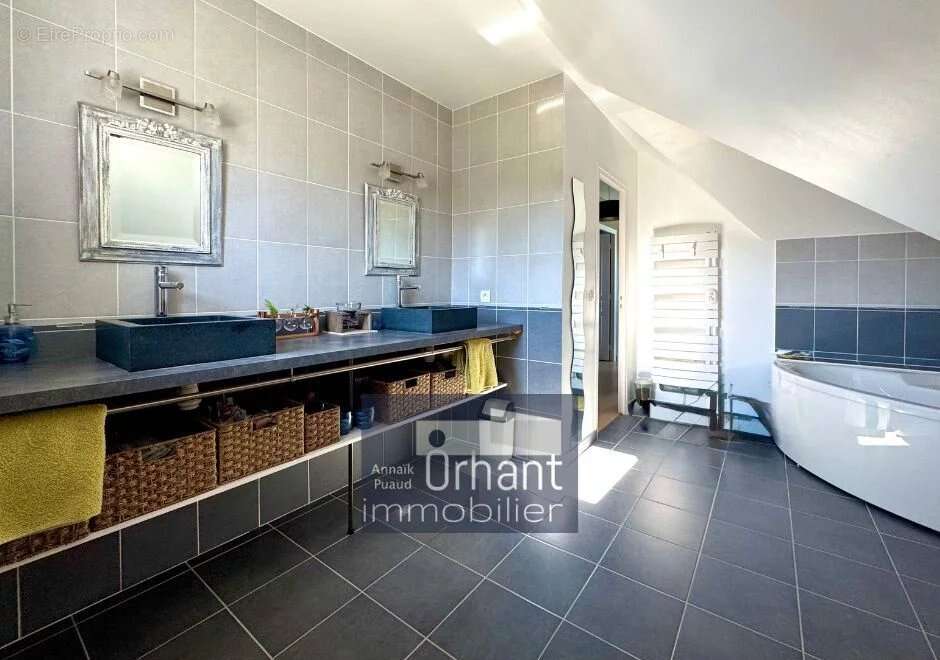 Maison à SAINT-GILDAS-DE-RHUYS