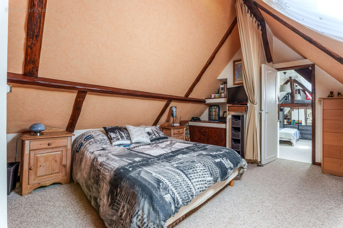 Maison à VIEUVICQ