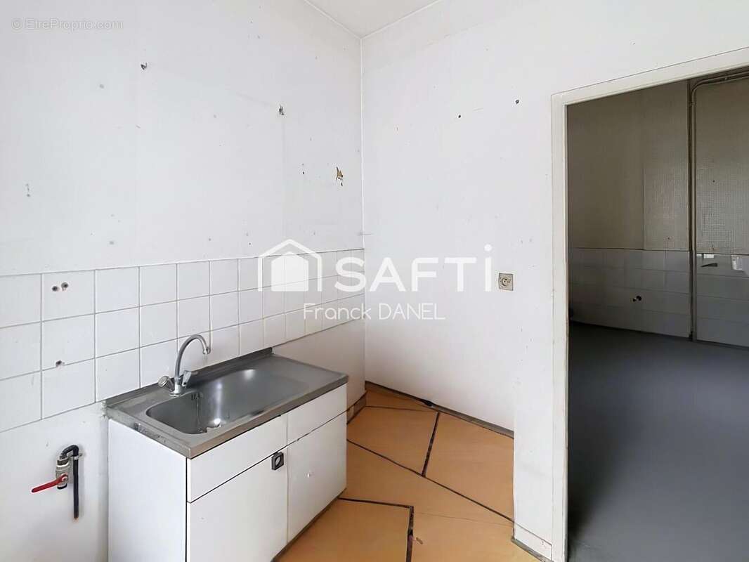 Photo 3 - Commerce à HESDIN