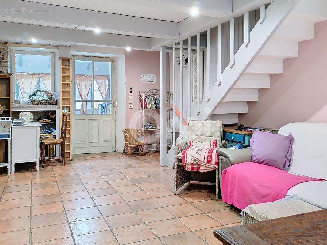 Maison à MENNOUVEAUX