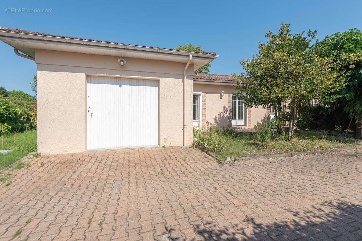 Maison à LATRESNE
