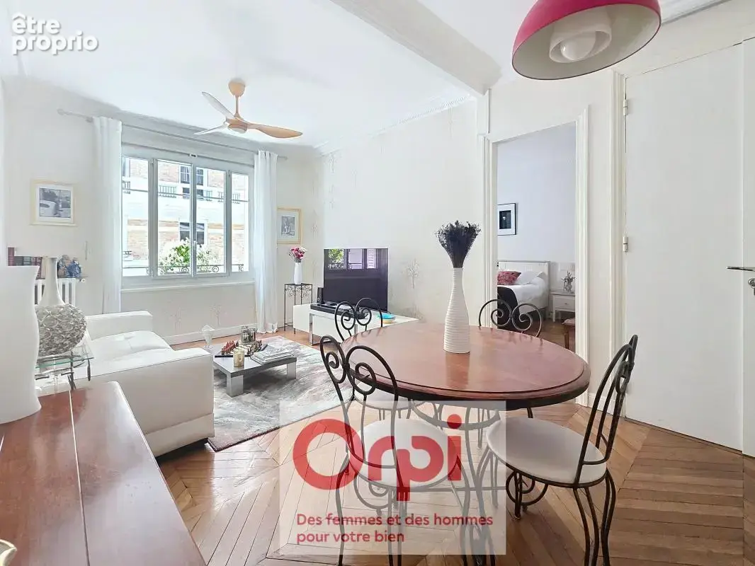 Appartement à ISSY-LES-MOULINEAUX