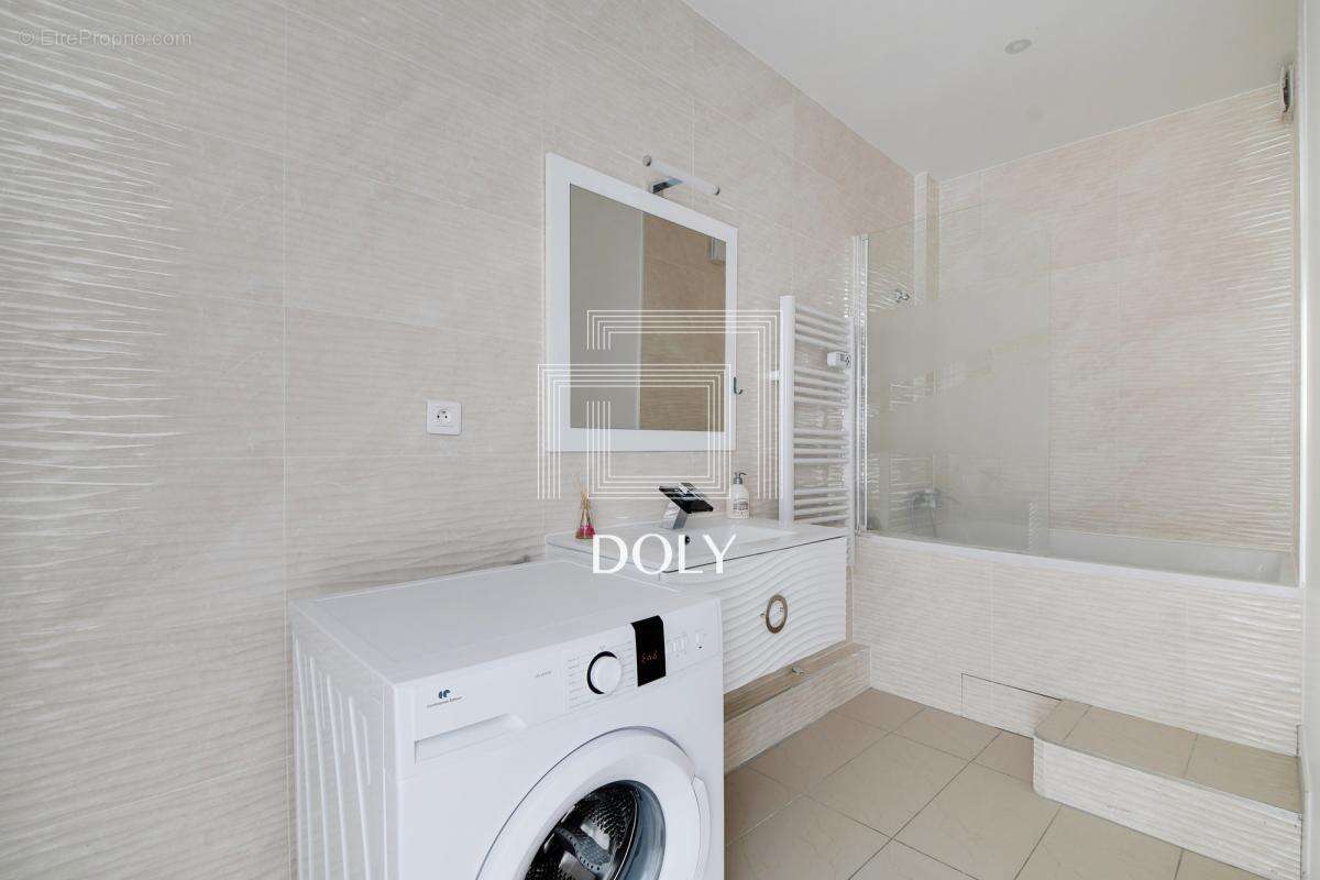 Appartement à ISSY-LES-MOULINEAUX