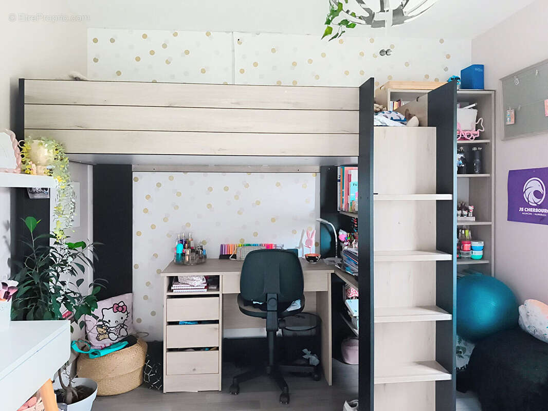 Maison à RAUVILLE-LA-BIGOT