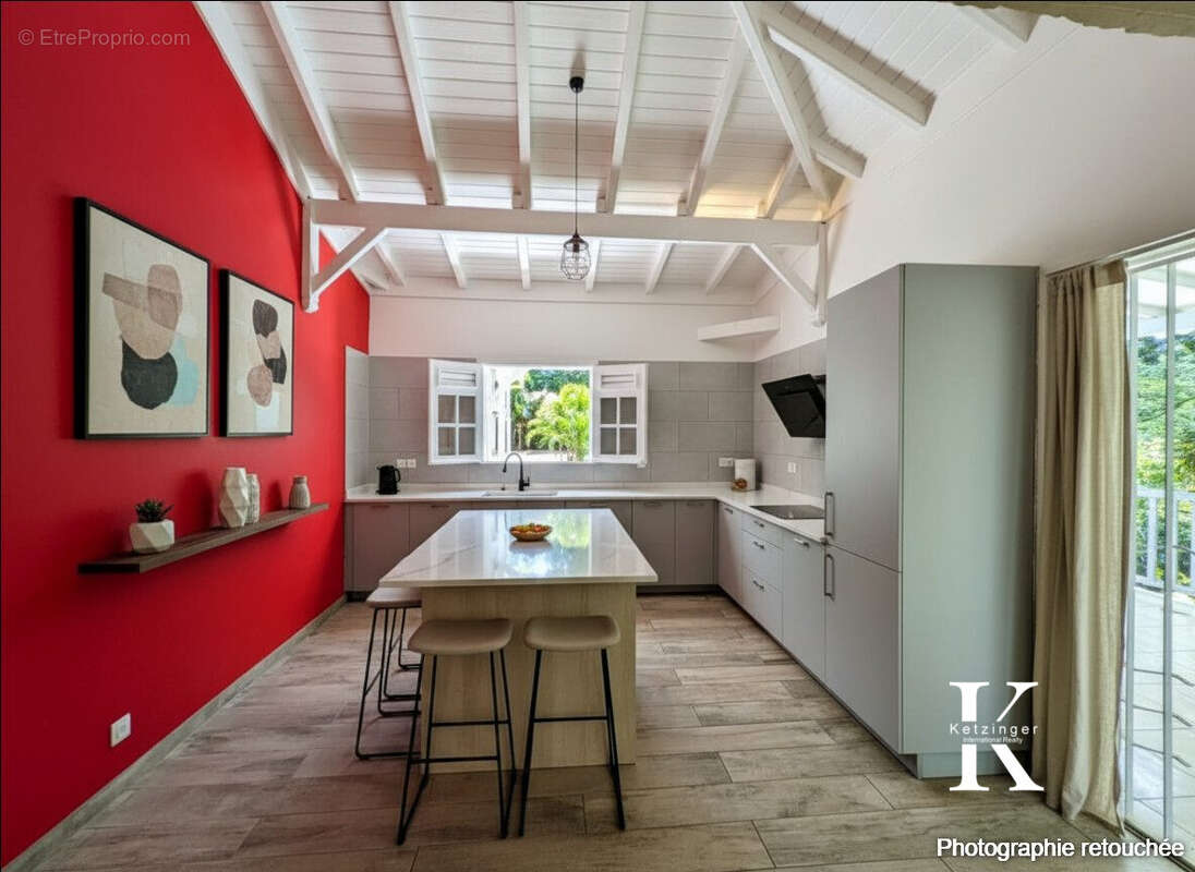 Maison à PETIT-BOURG