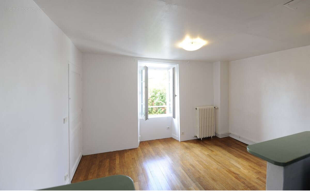 Maison à GIF-SUR-YVETTE