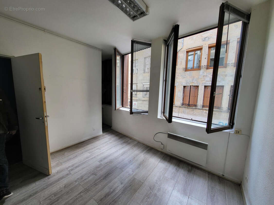 Appartement 93 m² à Saint-Etienne  - photo 10