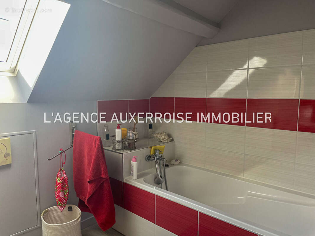 Charmante maison sur Toucy. - photo 10