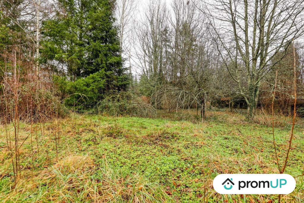 Terrain à PEYRILHAC