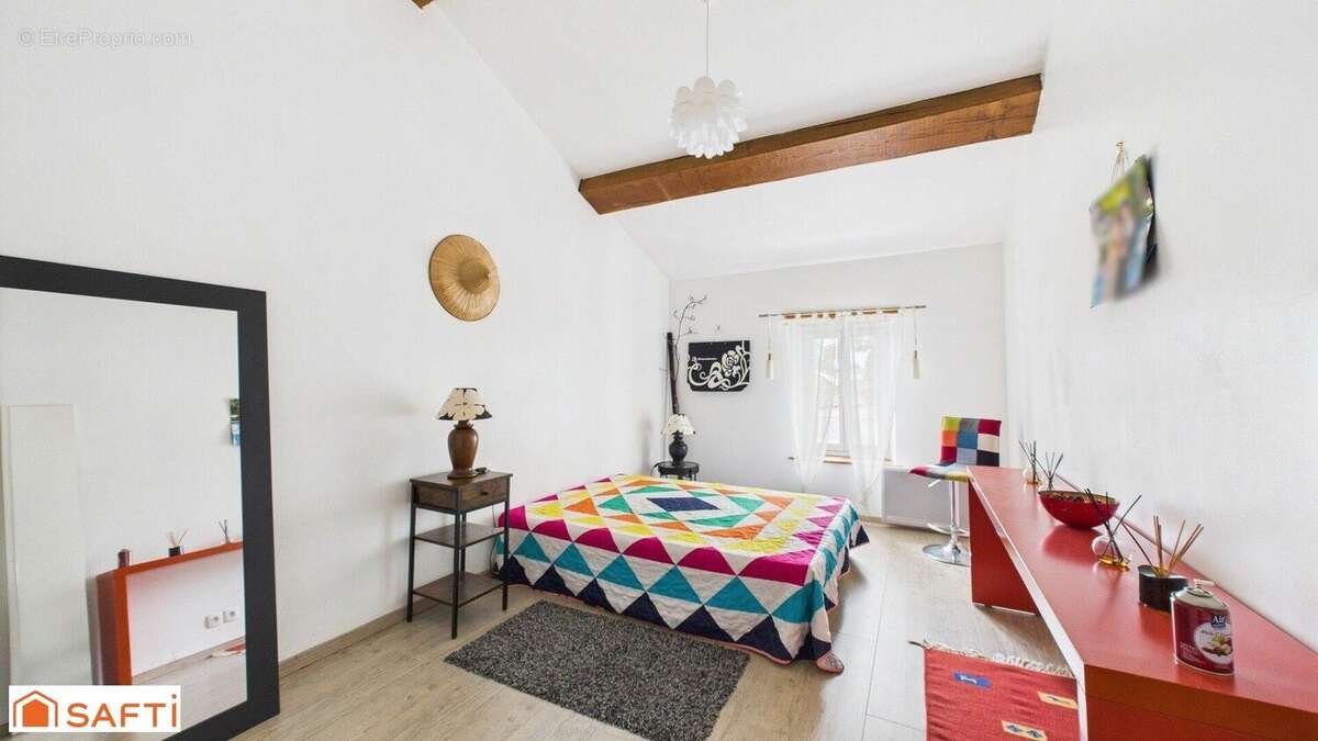 Photo 8 - Maison à VOUHE