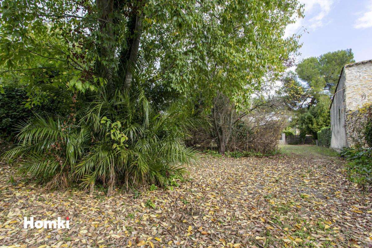 Terrain à SOMMIERES