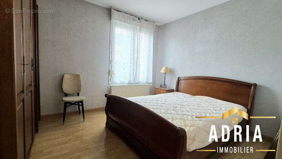 Appartement à AMNEVILLE
