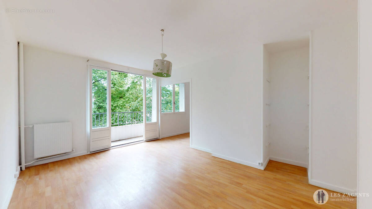 Appartement à SAINT-MARTIN-D&#039;HERES