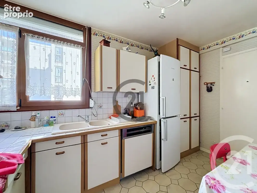 Maison 5 pièces 95 m² à vendre à Avon (77210) - photo 8