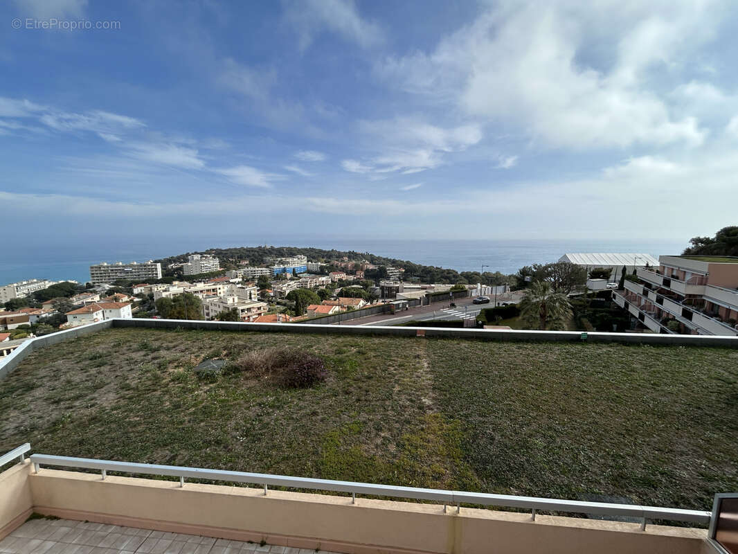 Appartement à ROQUEBRUNE-CAP-MARTIN