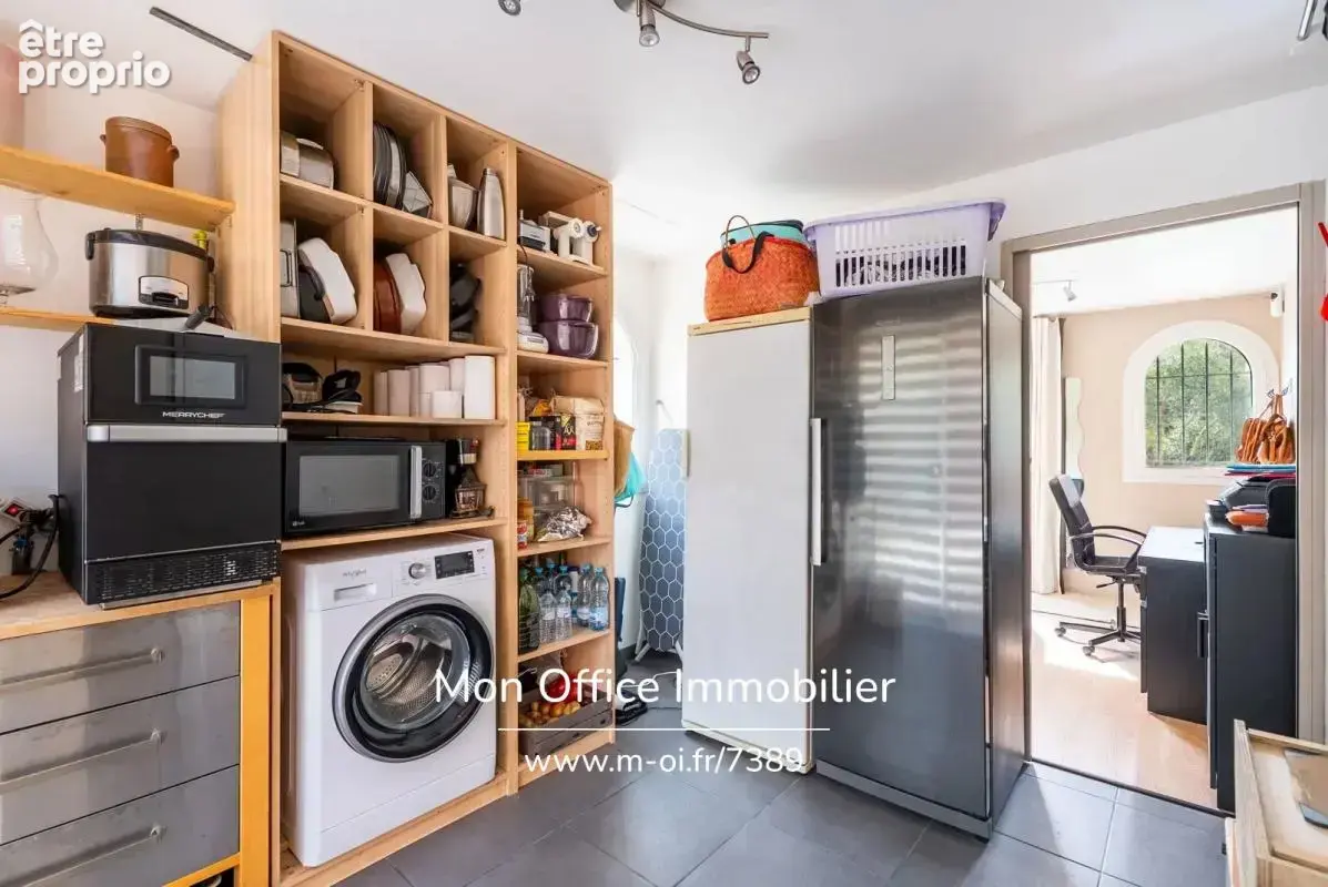 Référence : 7389-JDO - Maison familiale 4 chambres avec piscine et terrain de 1 260 m² à Venelles - photo 13