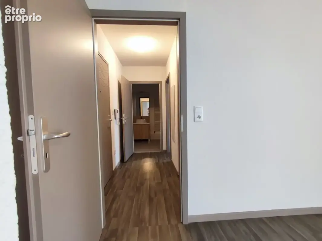 Dans belle résidence appartement 2 pièces - photo 7