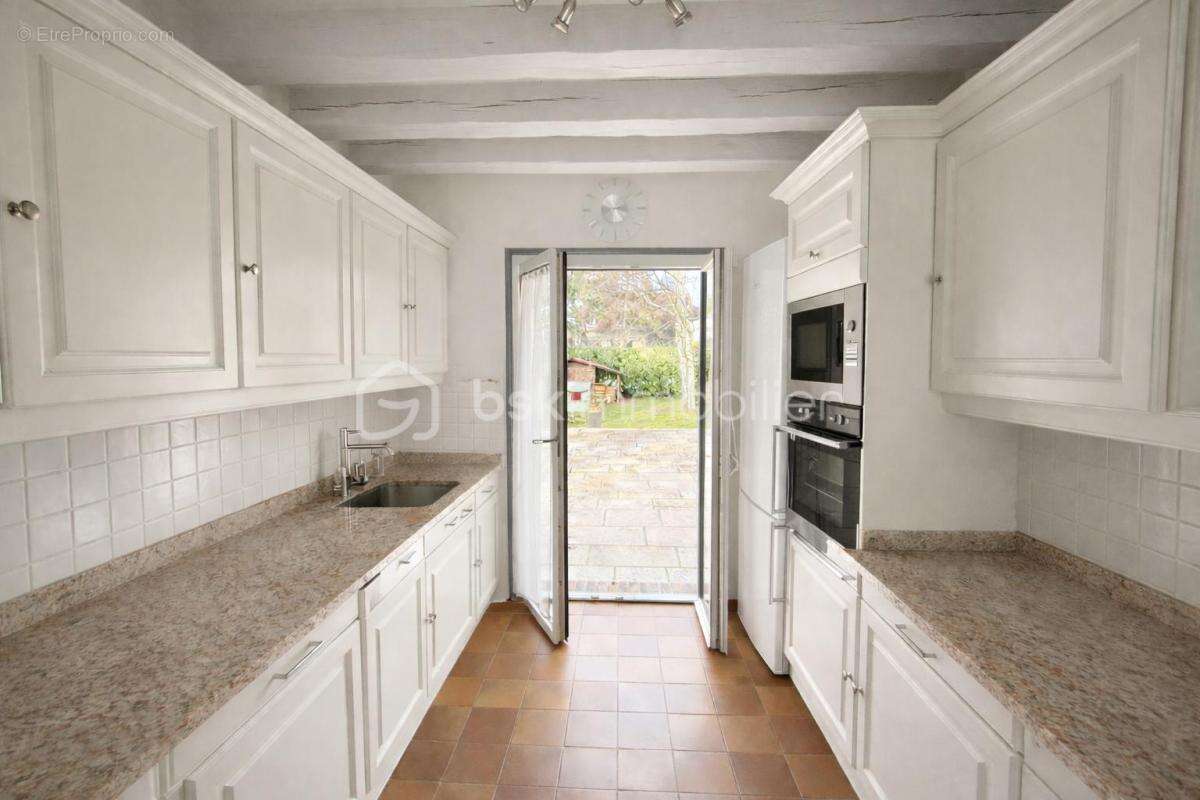 Maison familiale avec piscine chauffée! - photo 4