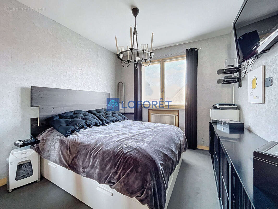 Maison à SAVIGNY-SUR-ORGE