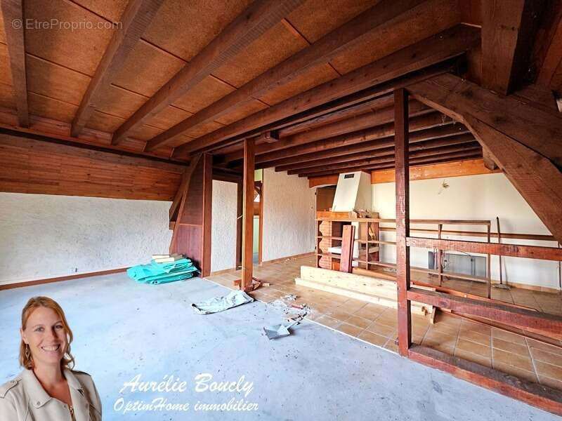 Maison à SAINT-LAURENT-DU-PONT