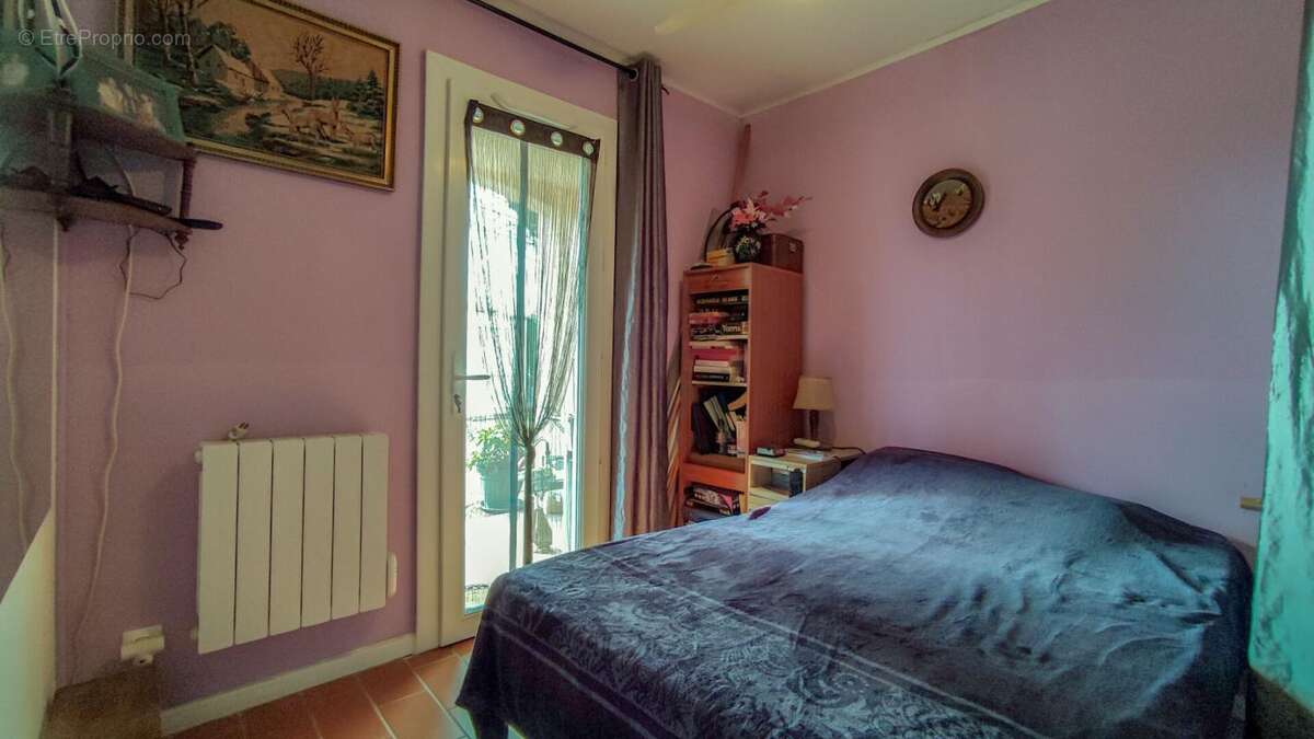 Appartement à LA LONDE-LES-MAURES