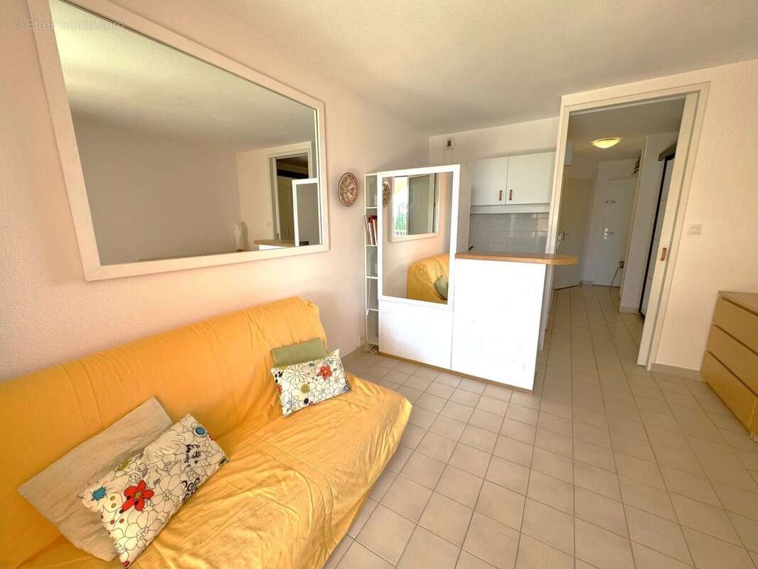 Appartement à LA LONDE-LES-MAURES