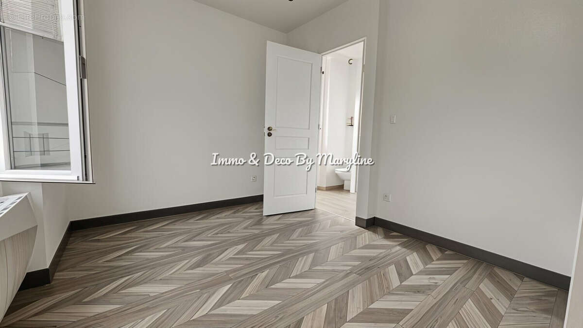 Appartement à SAINT-MAUR-DES-FOSSES