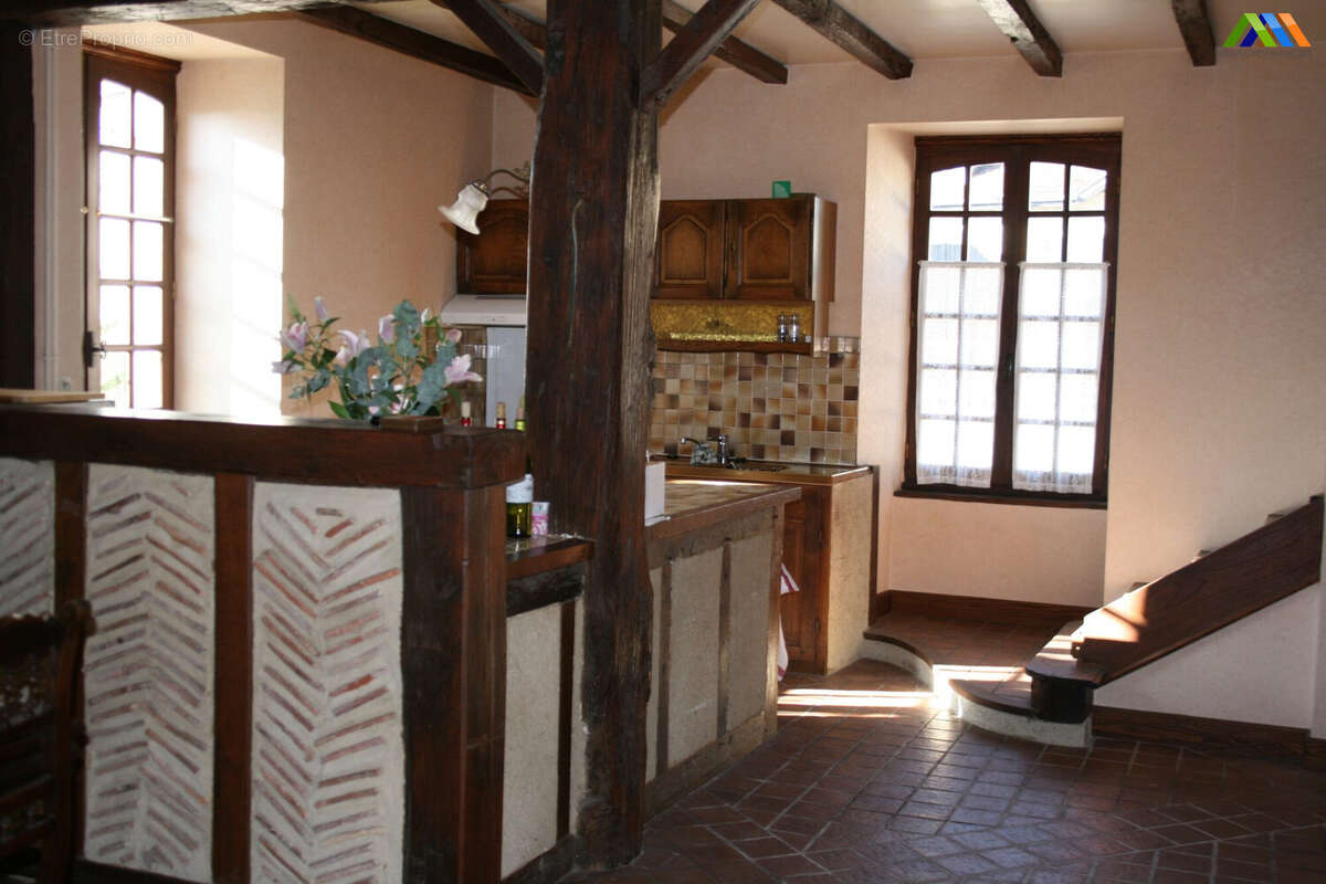 Maison 160 m² à Navarrenx  - photo 5