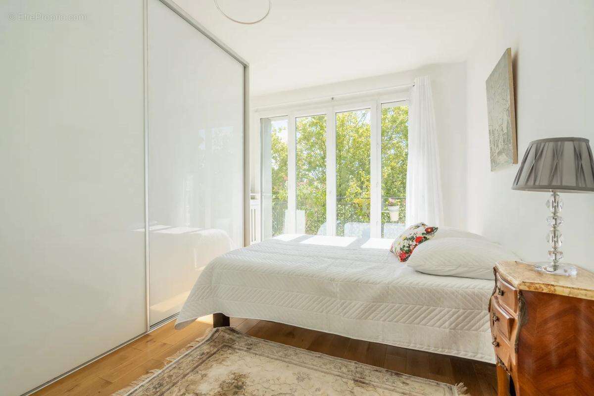 Appartement à NOGENT-SUR-MARNE