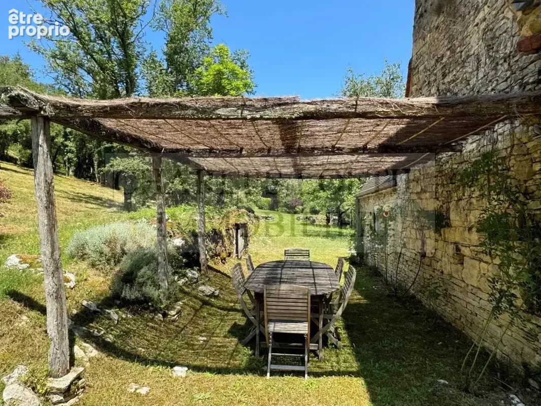 Superbe ensemble en pierre sur 2.9 ha de terrain - photo 15
