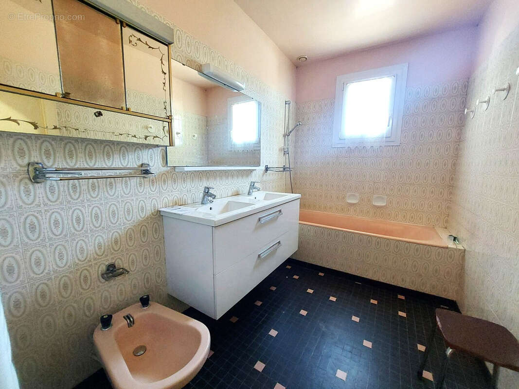 Maison à SAINT-NOLFF