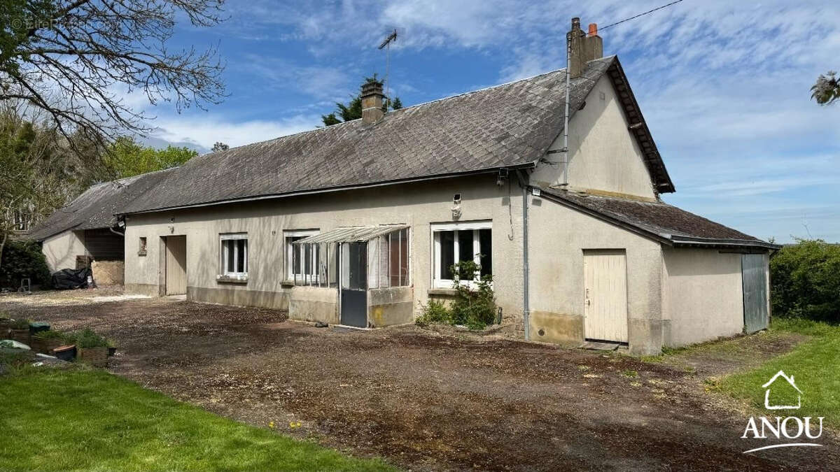Maison à YEVRES