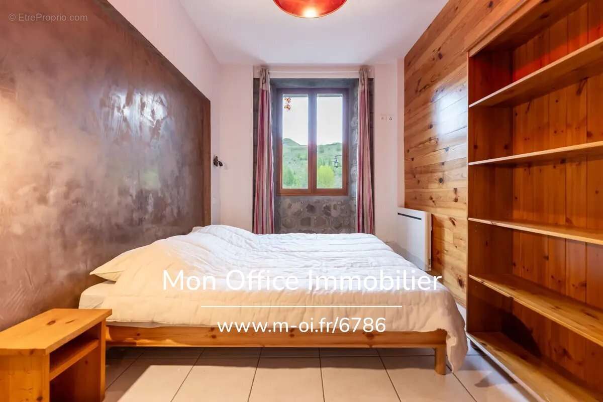 Appartement à CREVOUX