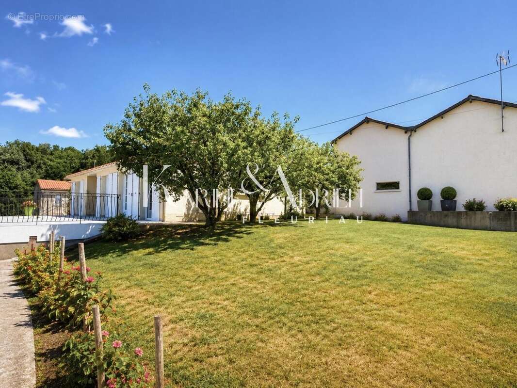 Photo 9 - Maison à BOURNEAU