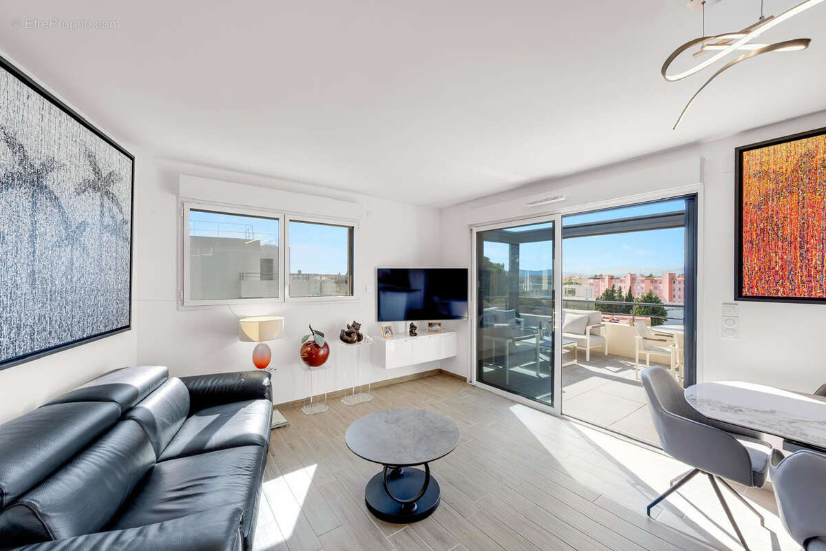 Appartement à SAINT-RAPHAEL