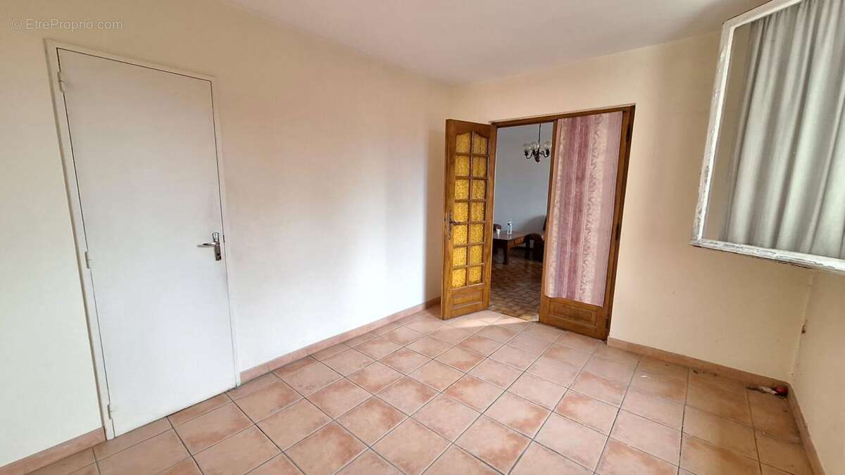 Appartement à MARSEILLE-11E