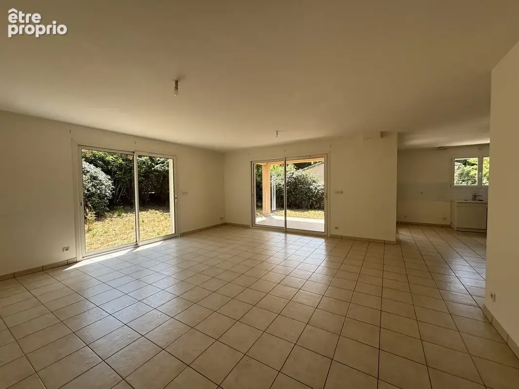 Maison 6 pièces 116 m² à vendre à Saint-Roman (26410) - photo 2