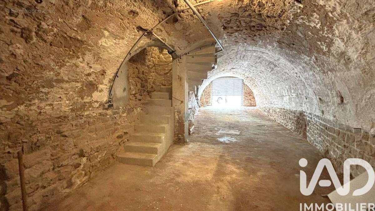 Photo 2 - Parking à FREJUS