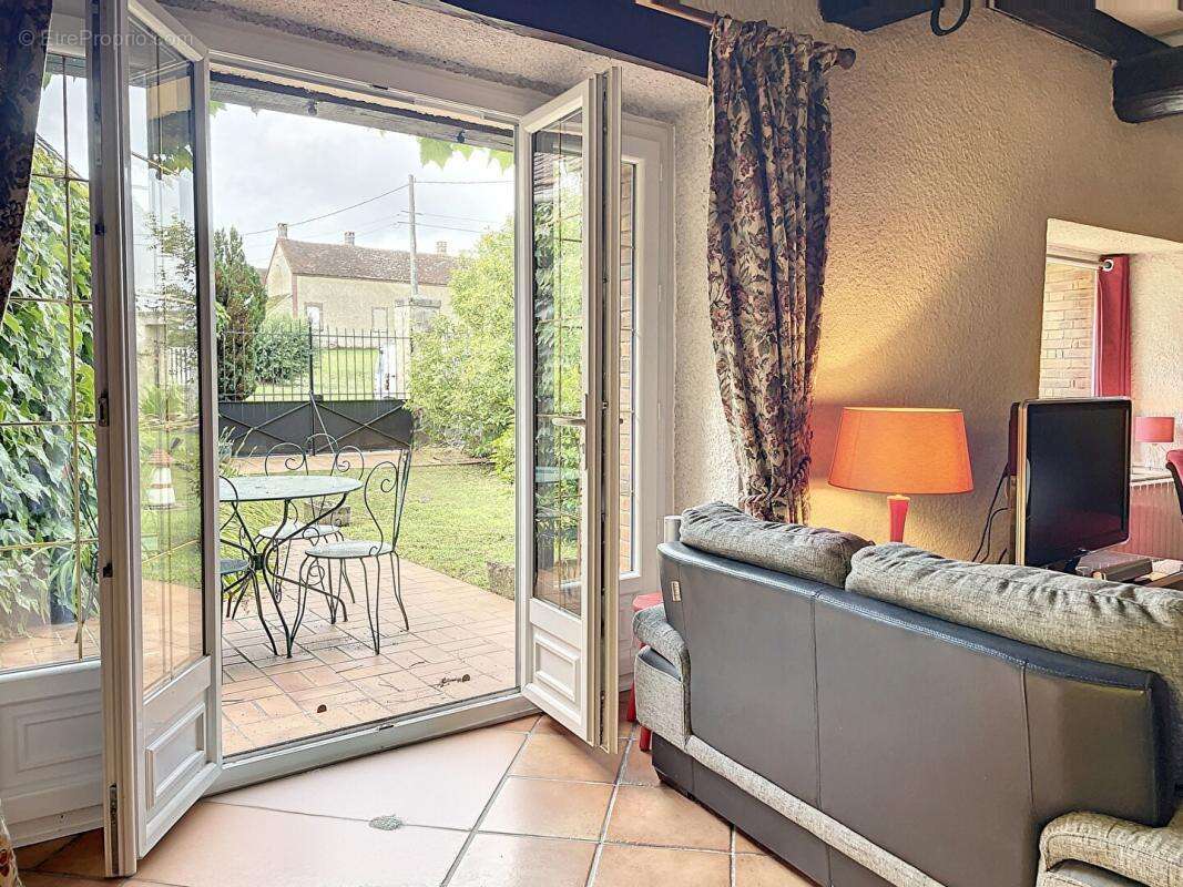 Maison à JOIGNY