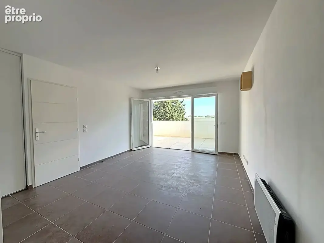 T2 en dernier étage avec terrasse de 16 m² et parking - photo 3