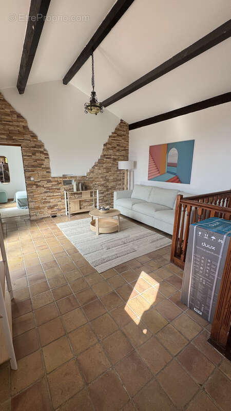 Maison à EZE