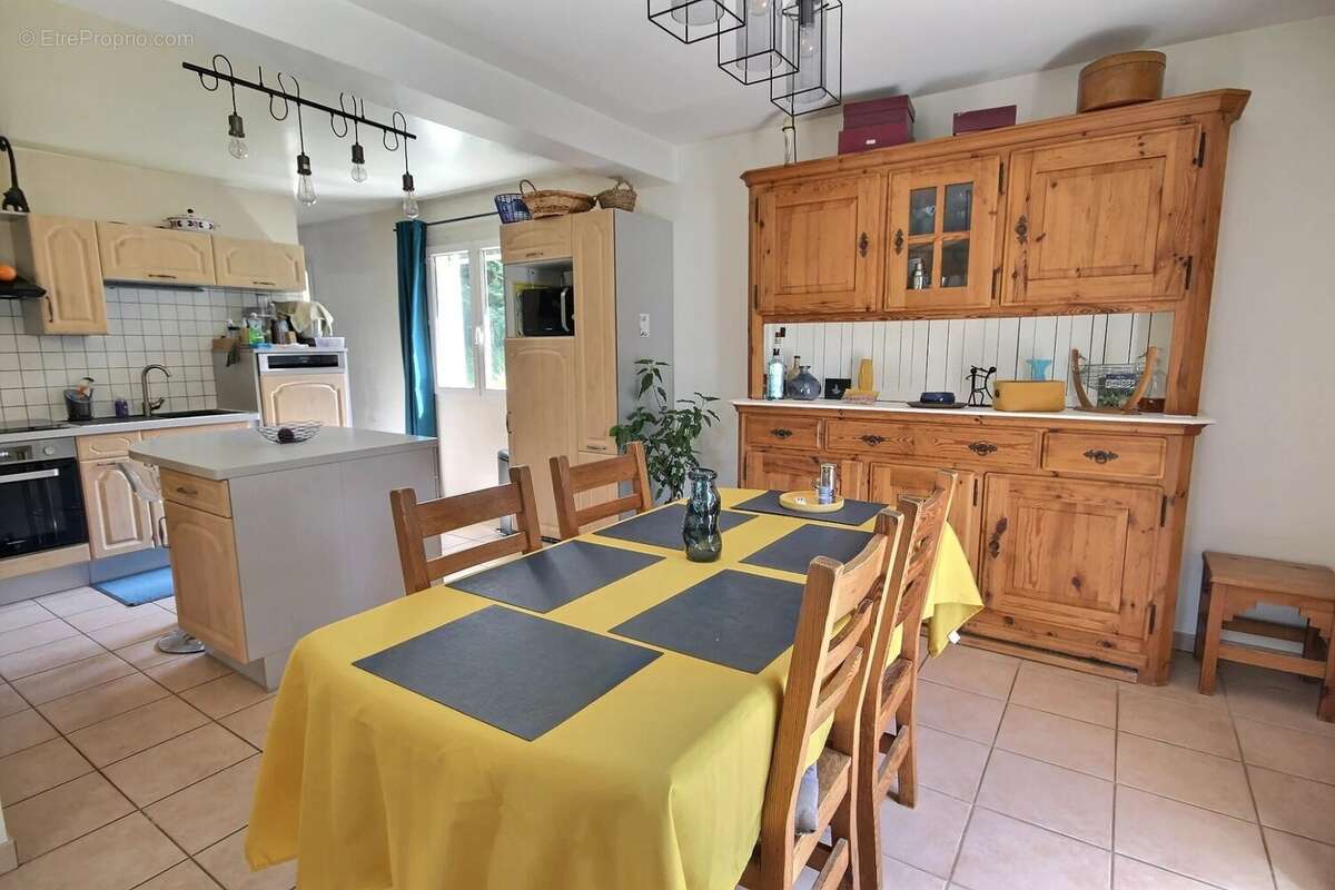 Maison à SAINT-LATTIER