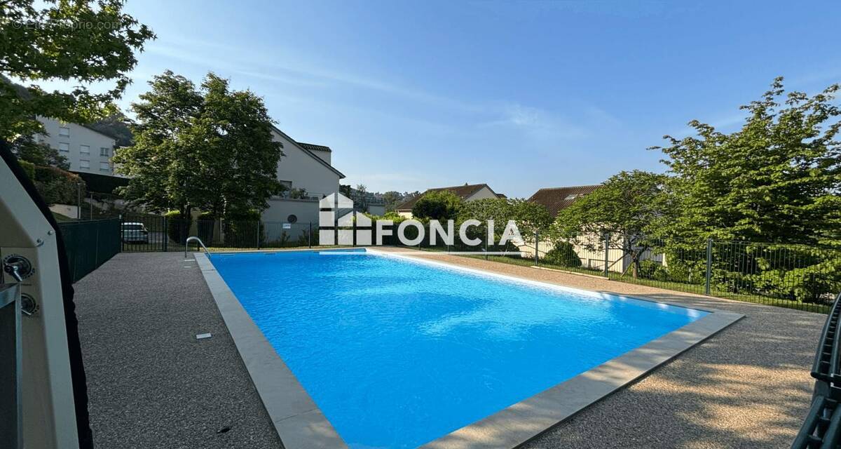 Appartement à FONTAINES-SUR-SAONE