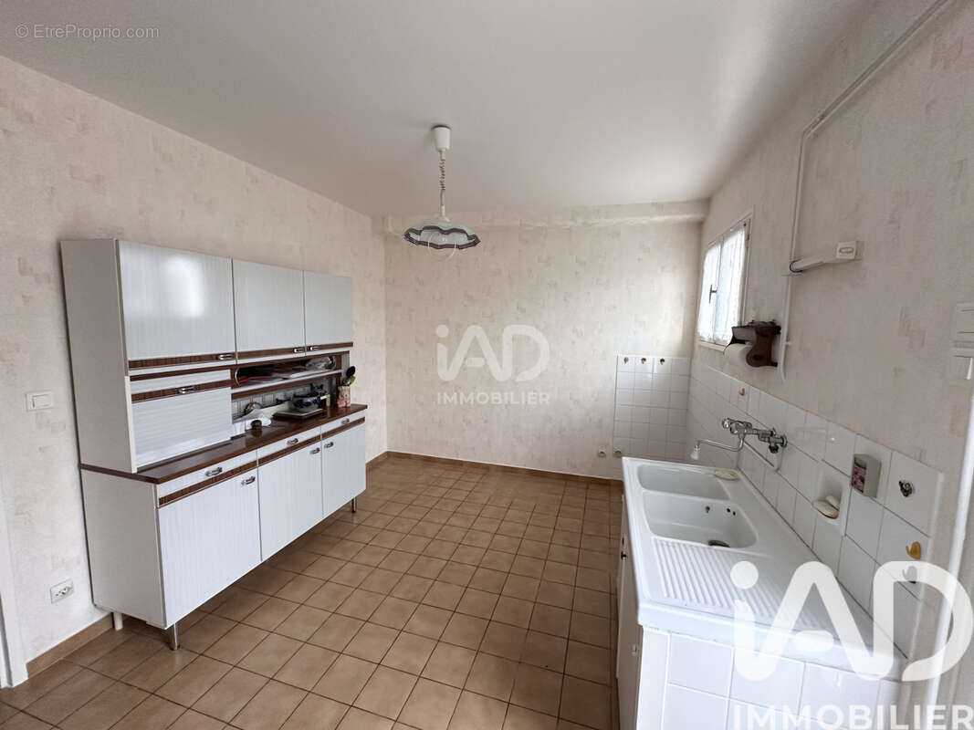 Maison 98 m² à Briare  - photo 7