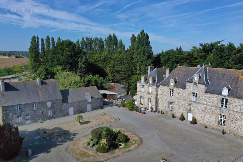 Dpt Ille et Vilaine (35), à vendre CHERRUEIX Propriété de 20 pièces sur 4 hectares - photo 9