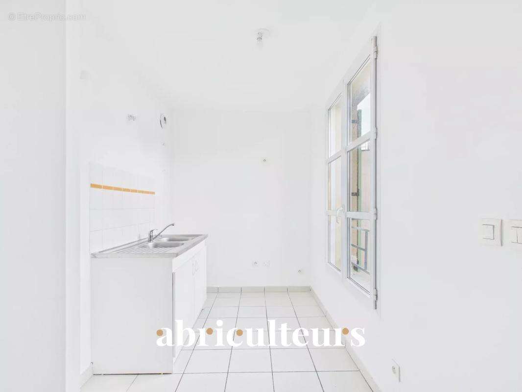 Appartement à SURVILLIERS